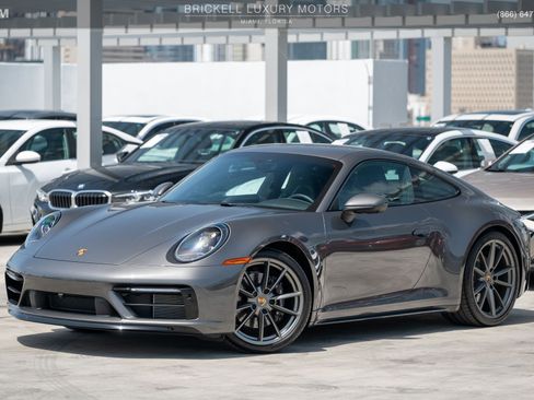 Used 2024 Porsche 911 Carrera S image 11