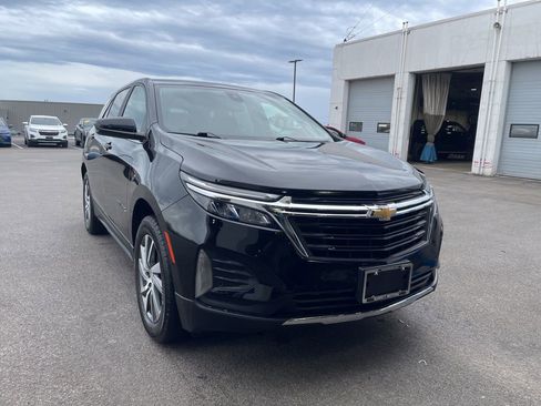 Used 2023 Chevrolet Equinox LT AWD/4WD image 1