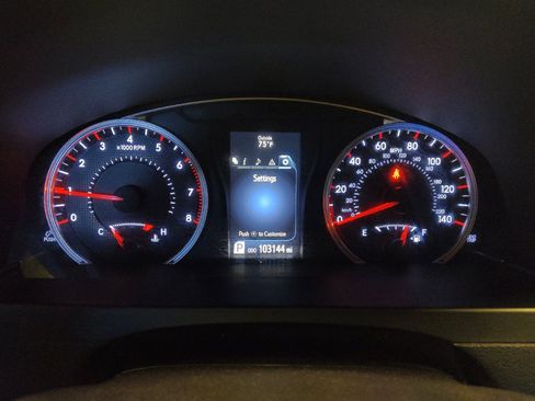 Used 2017 Toyota Camry XSE w/ Moonroof Package FWD image 23
