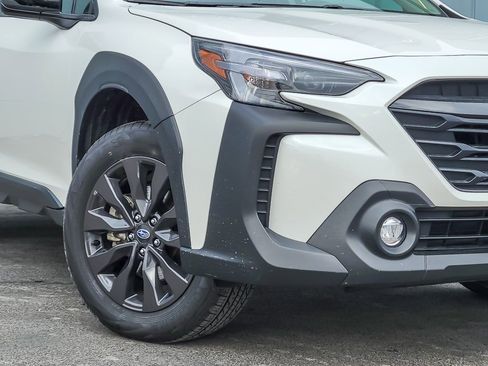 Certified 2025 Subaru Outback Onyx Edition image 3