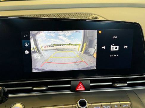 Used 2024 Hyundai Elantra SEL FWD image 20