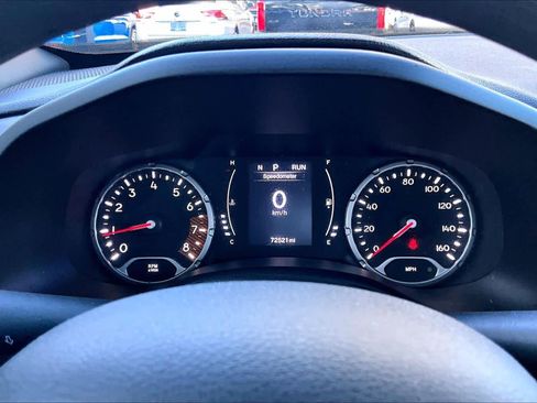 Used 2021 Jeep Renegade Sport image 26