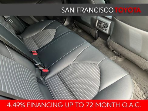 Used 2023 Toyota Camry SE image 18