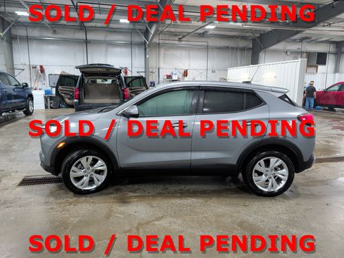 Used 2025 Buick Encore GX Preferred w/ Comfort Package image 5