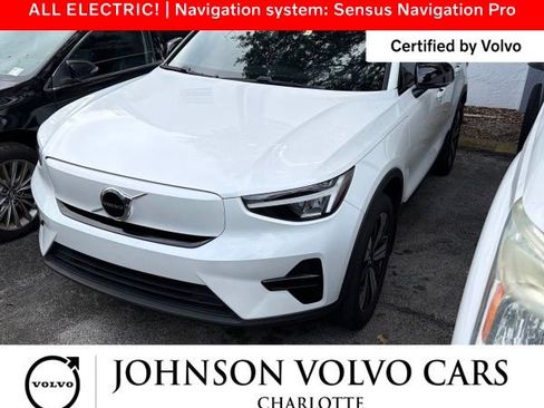 Used 2023 Volvo C40 Recharge Core image 3