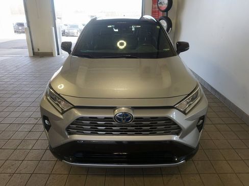 Used 2020 Toyota RAV4 XSE w/ XSE Grade Weather Package image 15