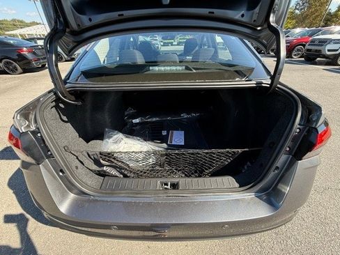 New 2025 Nissan Versa SV w/ Trunk Package image 14