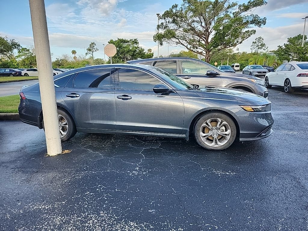 Used 2024 Honda Accord EX image 2
