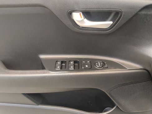 Used 2023 Kia Rio S w/ Technology Package FWD image 27