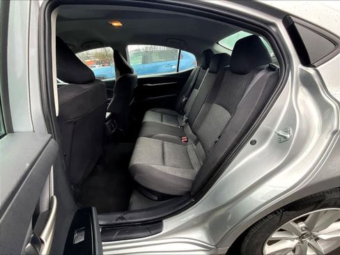 Used 2025 Toyota Camry LE image 15