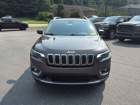 Used 2019 Jeep Cherokee Limited w/ Luxury Group AWD/4WD image 37