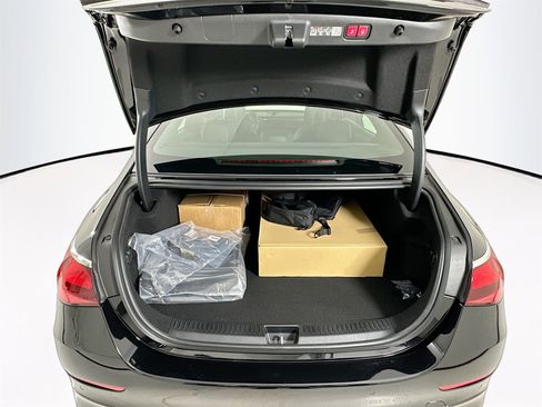 New 2026 Mercedes-Benz E 53 AMG e 4MATIC Sedan image 30