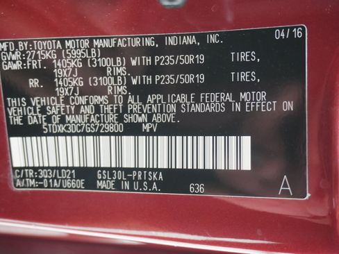 Used 2016 Toyota Sienna SE FWD image 35