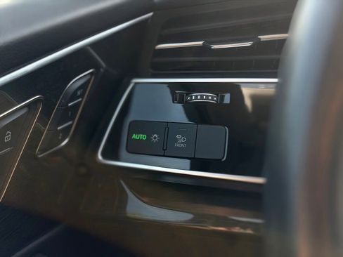 Used 2023 Audi Q7 3.0T Premium Plus w/ Premium Plus Package AWD/4WD image 21