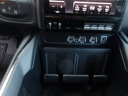 New 2026 RAM 2500 Limited image 16