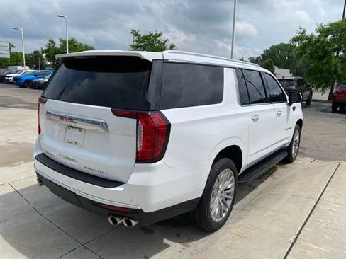 Used 2024 GMC Yukon XL Denali w/ Max Trailering Package AWD/4WD image 3