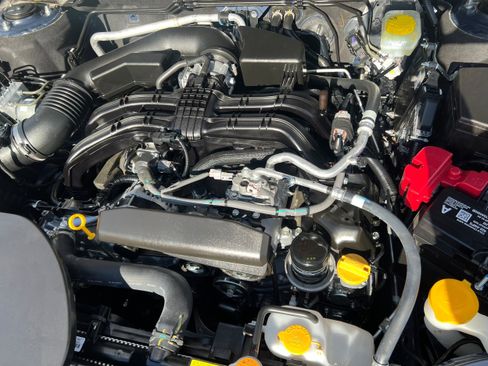 Certified 2025 Subaru Legacy Premium w/ Popular Package #1A image 10