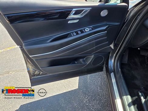 Used 2025 Genesis GV80 2.5T Standard AWD/4WD image 10