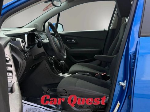 Used 2016 Chevrolet Trax LS w/ LPO, Cargo Package AWD/4WD image 9