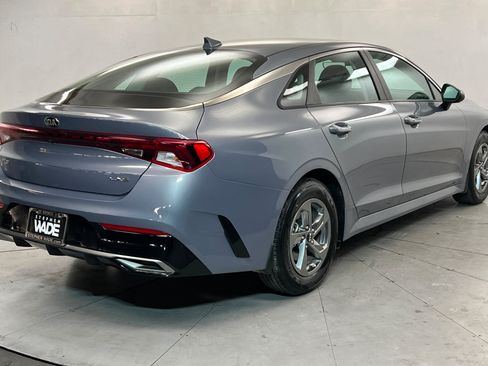 Used 2021 Kia K5 LXS FWD image 6