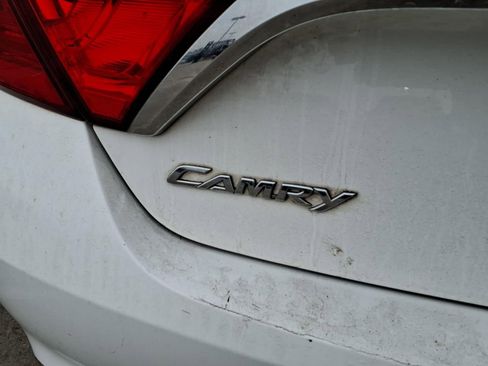 Used 2017 Toyota Camry LE image 8