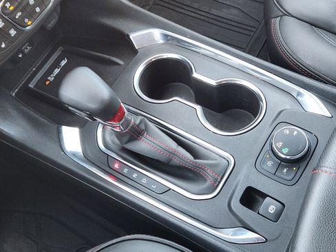 Certified 2023 Chevrolet Traverse RS w/ LPO, Floor Liner Package image 21