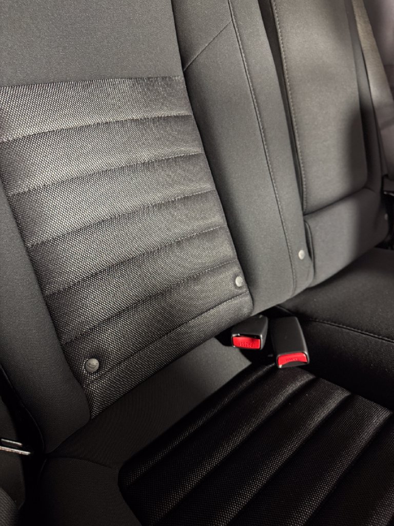 Used 2010 Dodge Challenger SE RWD image 18
