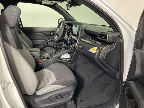 New 2025 Toyota Tacoma TRD Off-Road image 24