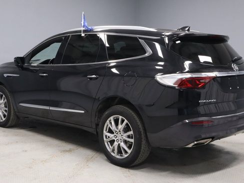 Used 2023 Buick Enclave Essence w/ Experience Buick Package image 10