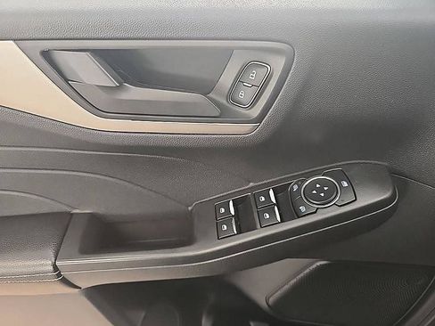 Used 2022 Ford Escape SE w/ Convenience Package AWD/4WD image 13