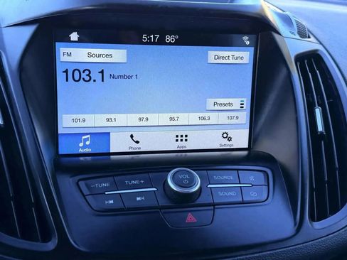 Used 2019 Ford Escape SE image 7