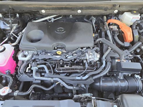 Used 2023 Toyota RAV4 Limited image 32