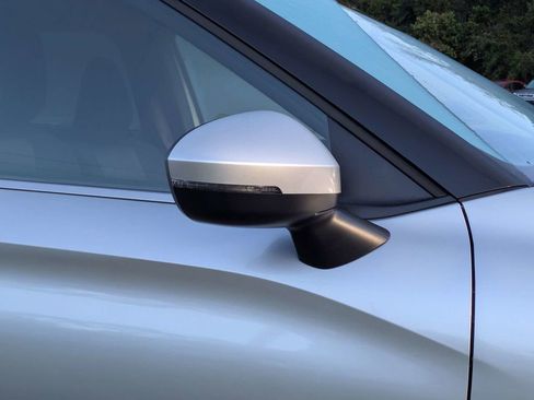 New 2026 Mitsubishi Outlander ES image 12