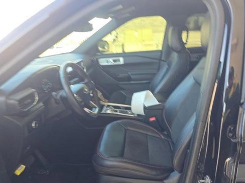 Used 2024 Ford Explorer ST-Line w/ Class IV Trailer Tow Package AWD/4WD image 5