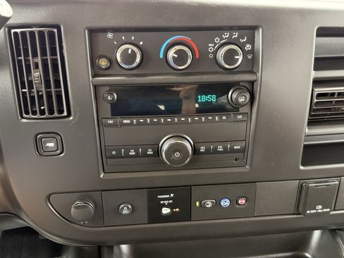 Used 2022 Chevrolet Express 3500 LS image 24