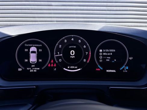New 2026 Porsche Cayenne GTS image 18