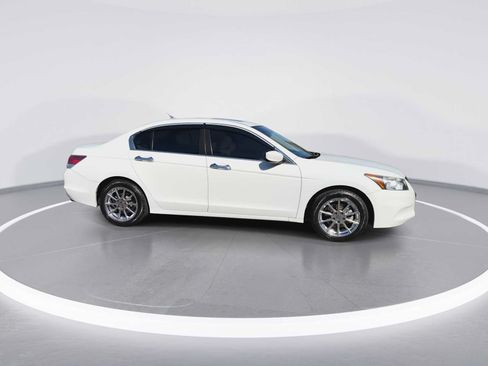 Used 2012 Honda Accord EX image 9