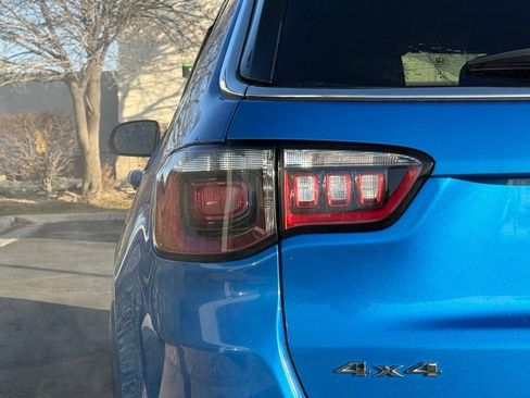 Used 2024 Jeep Compass Limited image 34