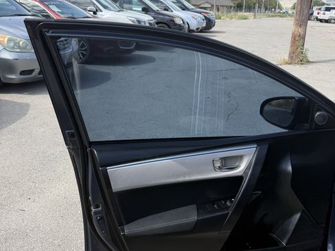 Used 2016 Toyota Corolla LE FWD image 18