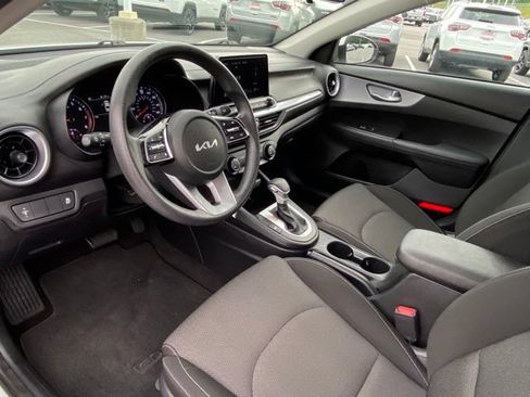 Used 2023 Kia Forte LX FWD image 12