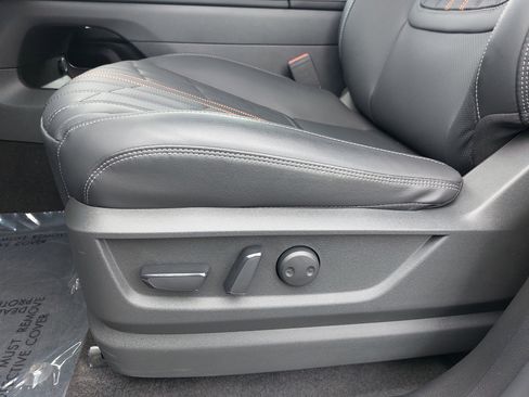 New 2025 Nissan Armada PRO-4X image 29