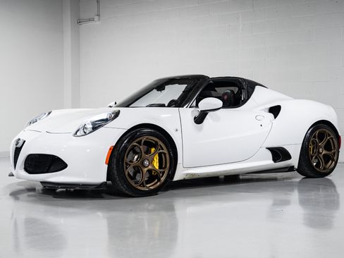 Used 2018 Alfa Romeo 4C Spider image 7