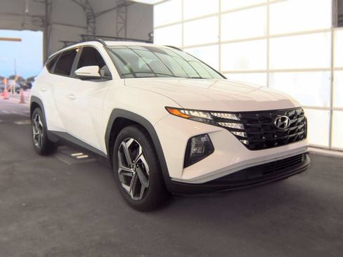 Used 2024 Hyundai Tucson SEL w/ Convenience Package FWD image 3