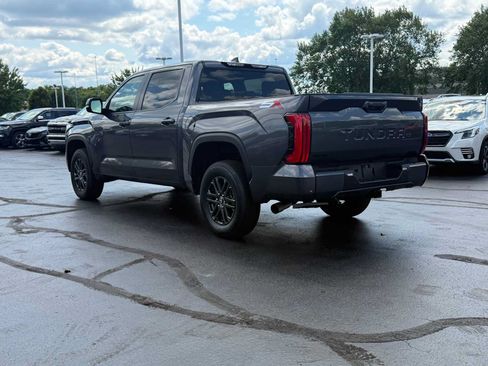Used 2025 Toyota Tundra SR5 w/ SR5 Convenience Package AWD/4WD image 6