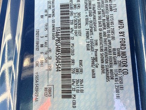 Used 2021 Ford Mustang Shelby GT500 w/ Technology Package image 36