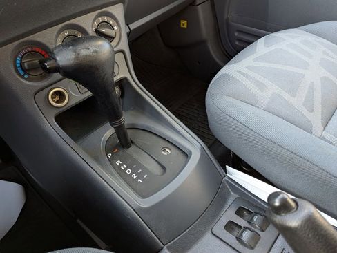 Used 2013 Ford Transit Connect XLT image 12