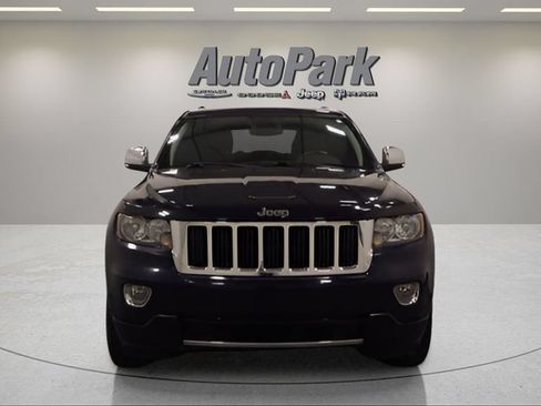 Used 2012 Jeep Grand Cherokee Limited w/ Mopar Chrome Edition Group AWD/4WD image 3