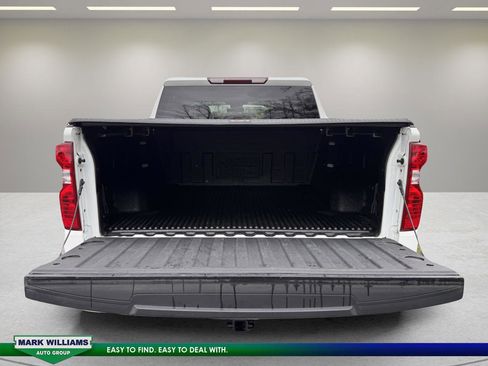 Used 2023 Chevrolet Silverado 1500 Custom Trail Boss w/ LPO, Dark Essentials Package image 28