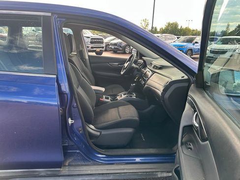 Used 2018 Nissan Rogue S AWD/4WD image 29