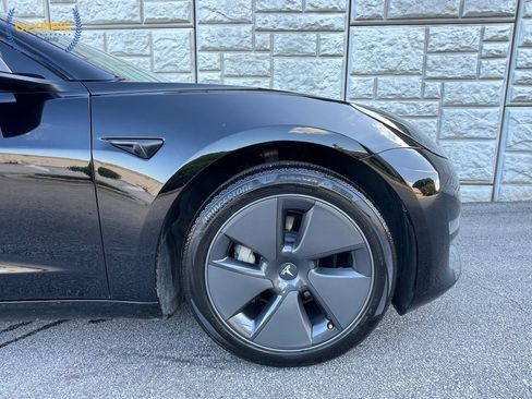 Used 2023 Tesla Model 3 Standard Range RWD image 11